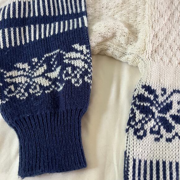 Vtg Y2K 2000s White Blue Nordic Fair Isle Winter Print Pullover Sweater - Picture 3 of 7